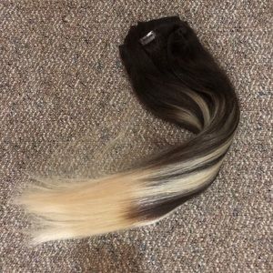 SOLD DONT BUY Bellami human hair extensions 22”